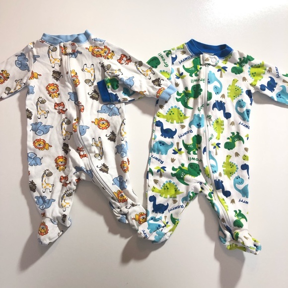 dinosaur sleeper baby